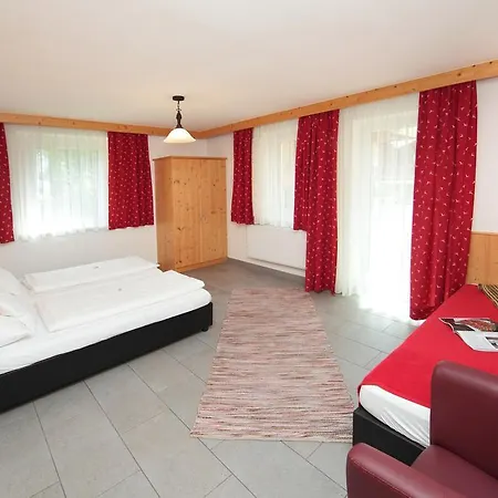 Apartmenthaus Gotthardt Aparthotel 3*