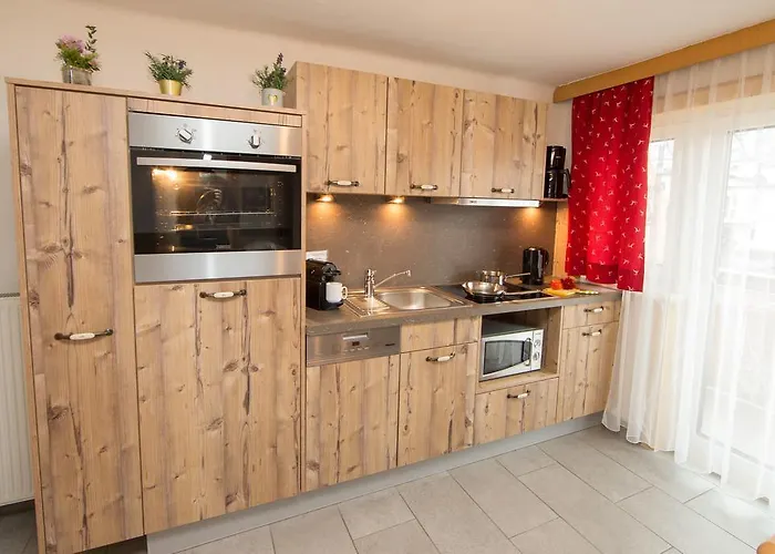 Apartmenthaus Gotthardt Апарт-отель 3*