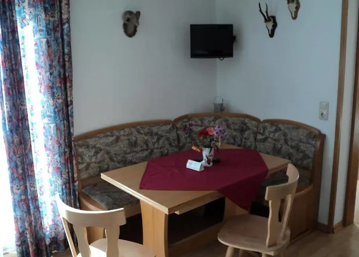 Apartmenthaus Gotthardt Апарт-отель 3*